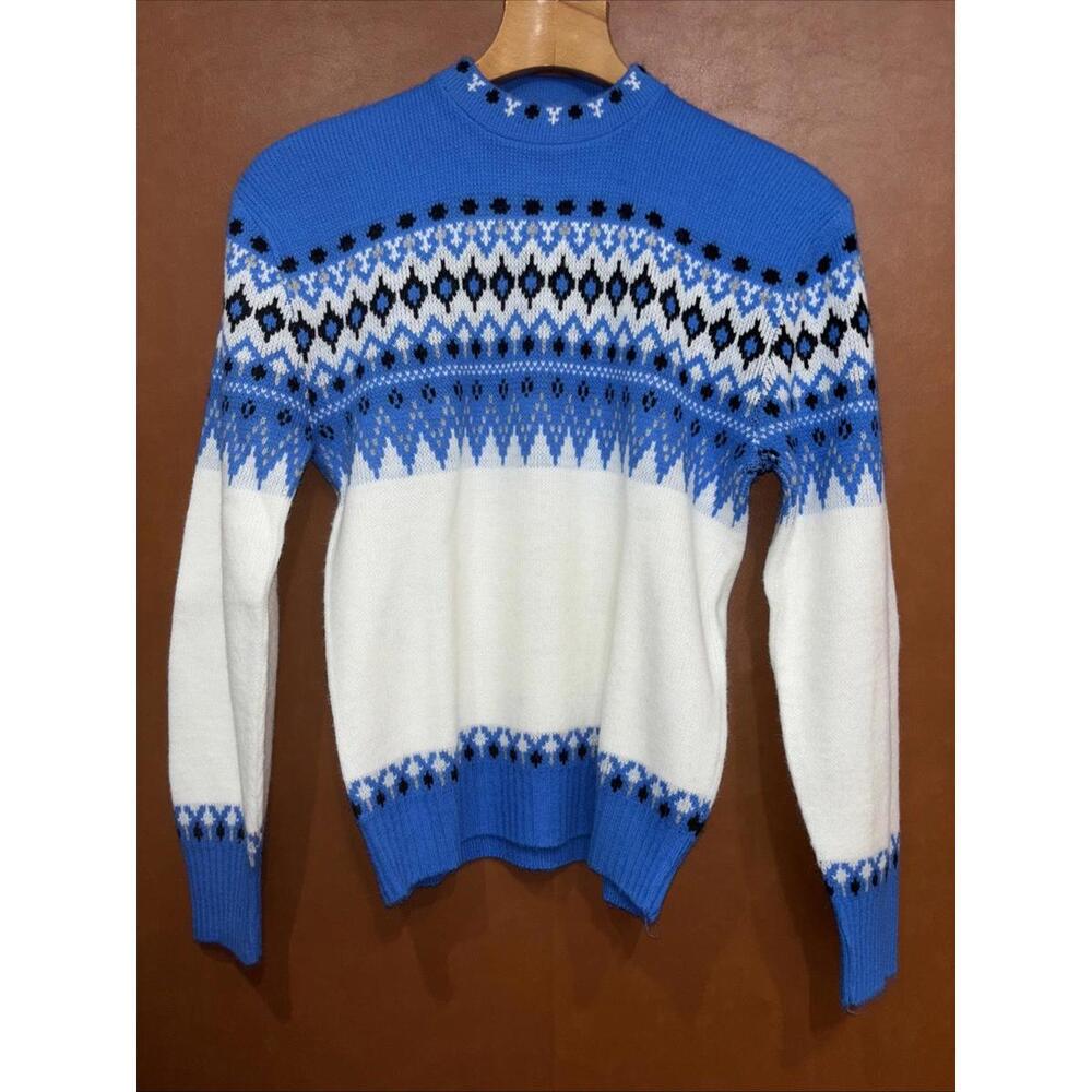 ‘60s Medium Vintage Blue & White Orlon Acrylic Knit Crew Neck Nordic Sweater